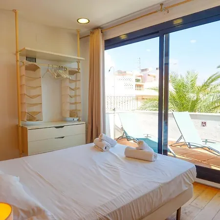 شقة Port Alegre Attic By Hello Homes