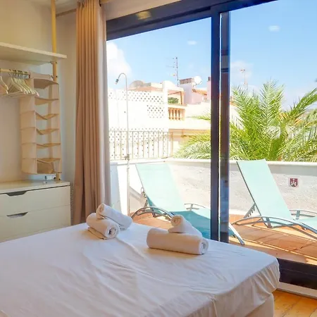 Port Alegre Attic By Hello Homes شقة